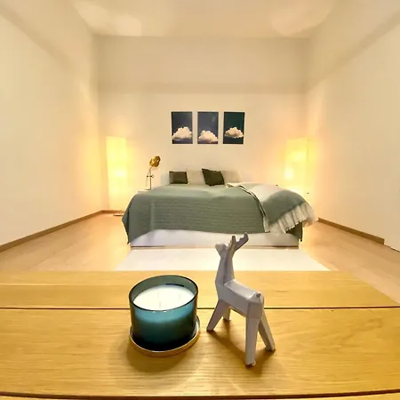 Tagas Csaladoknak דירה *