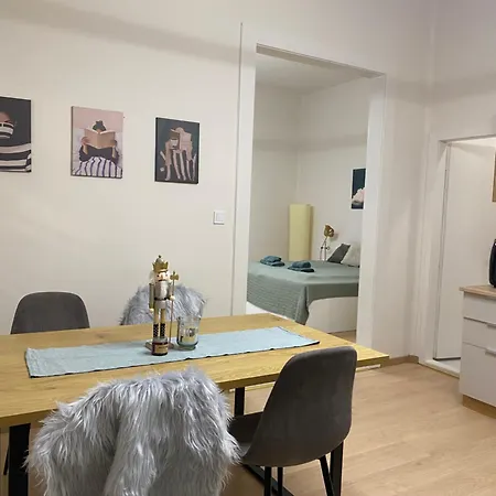 Tagas Csaladoknak Szentkiralyszabadja