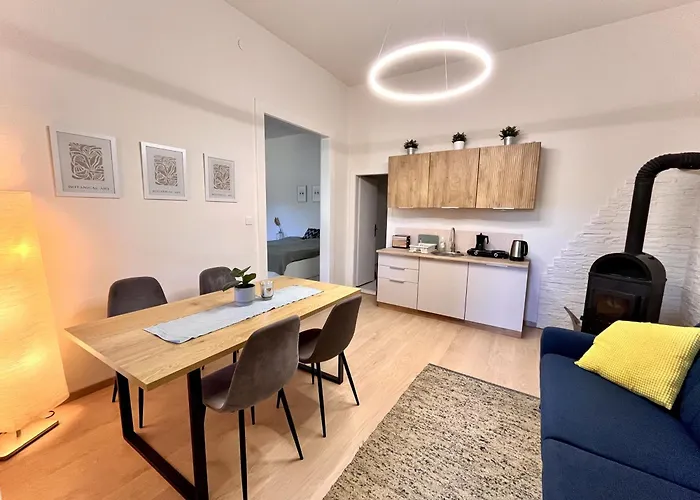 Lejlighed Tagas Csaladoknak Szentkirályszabadja